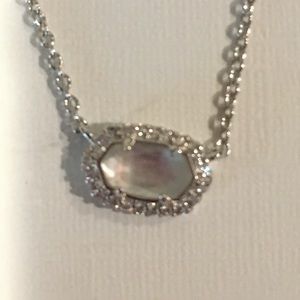 Brand new with tags Kendra Scott Chelsea necklace